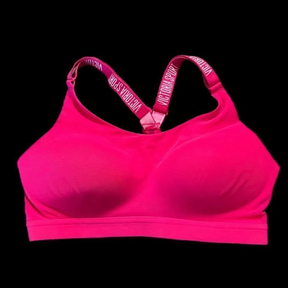 Victoria’s Secret Incredible Lightweight Medium Support Gym Yoga sport bra 32D